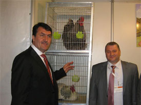 Osmangazi Belediye Başkanı sn Mustafa Dündar park hayvancılık standını ziyaret ettiler